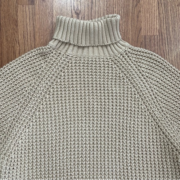 J. Crew Turtleneck cotton poncho in Sandy Beach sweater size S/M - Picture 10 of 16